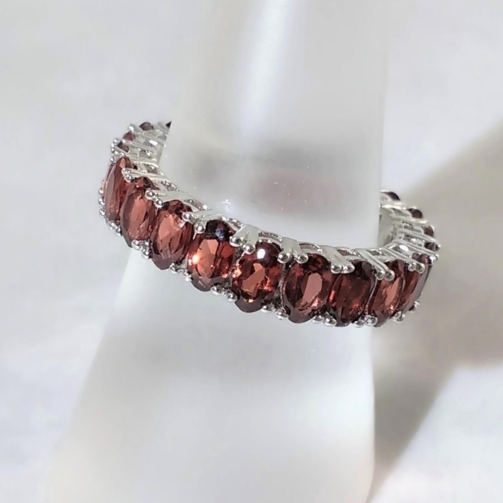 NWOT Genuine Garnet Eternity Band 6.2cttw